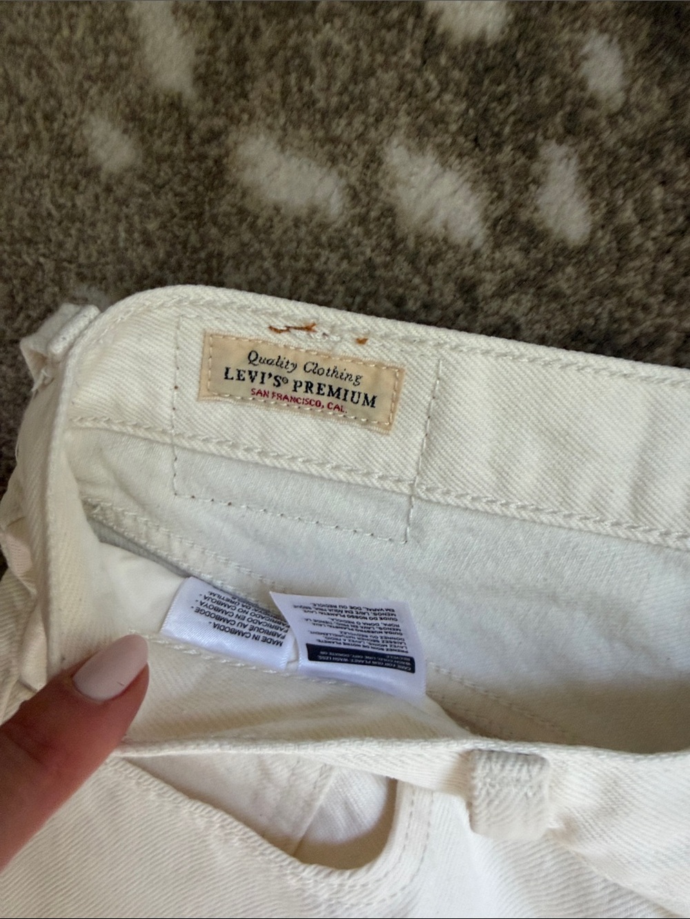 Levi's Ribcage Wide Leg Jeans - Off White/Cream - size 27 - Picture 4 of 5